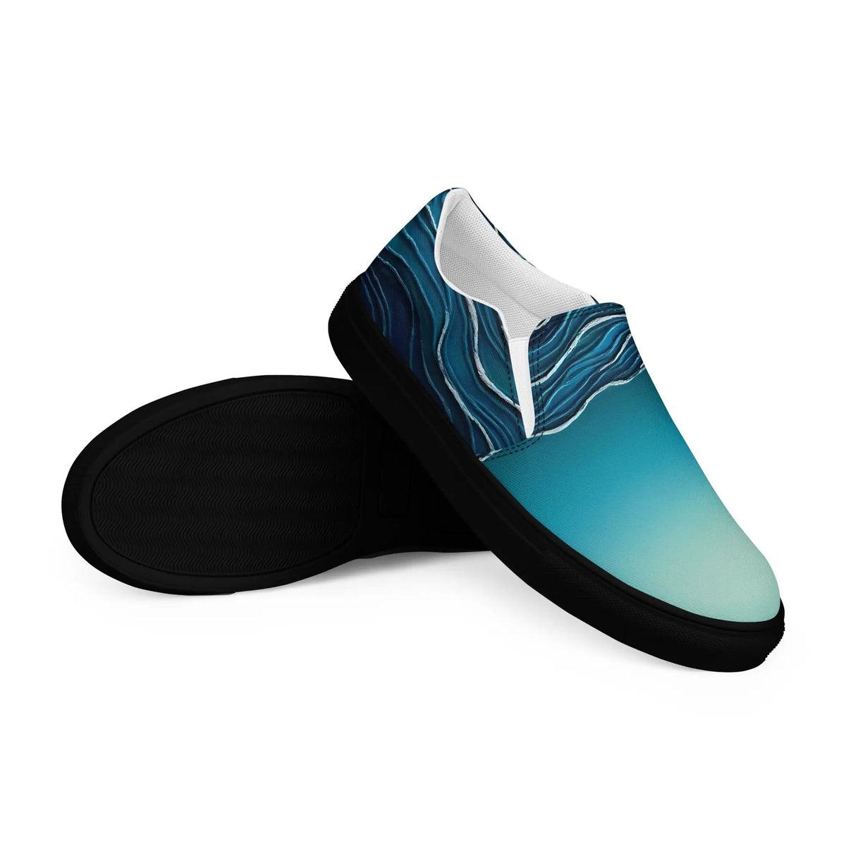 Women’s slip-on canvas shoes by Simples Market in blue gradient with white lining.
